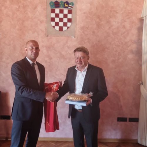 Денес остварив средба со Градоначалникот на Град Раб господин Никола Гргуриќ.