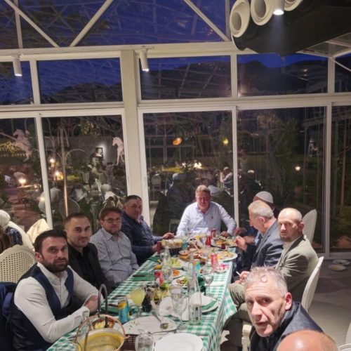 ИФТАР СО ИМАМИТЕ